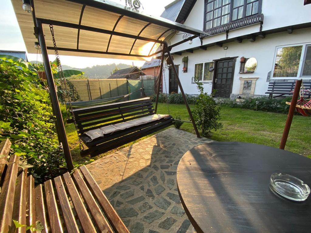 Casa Diana-Maria Daire Curtea de Argeş Dış mekan fotoğraf
